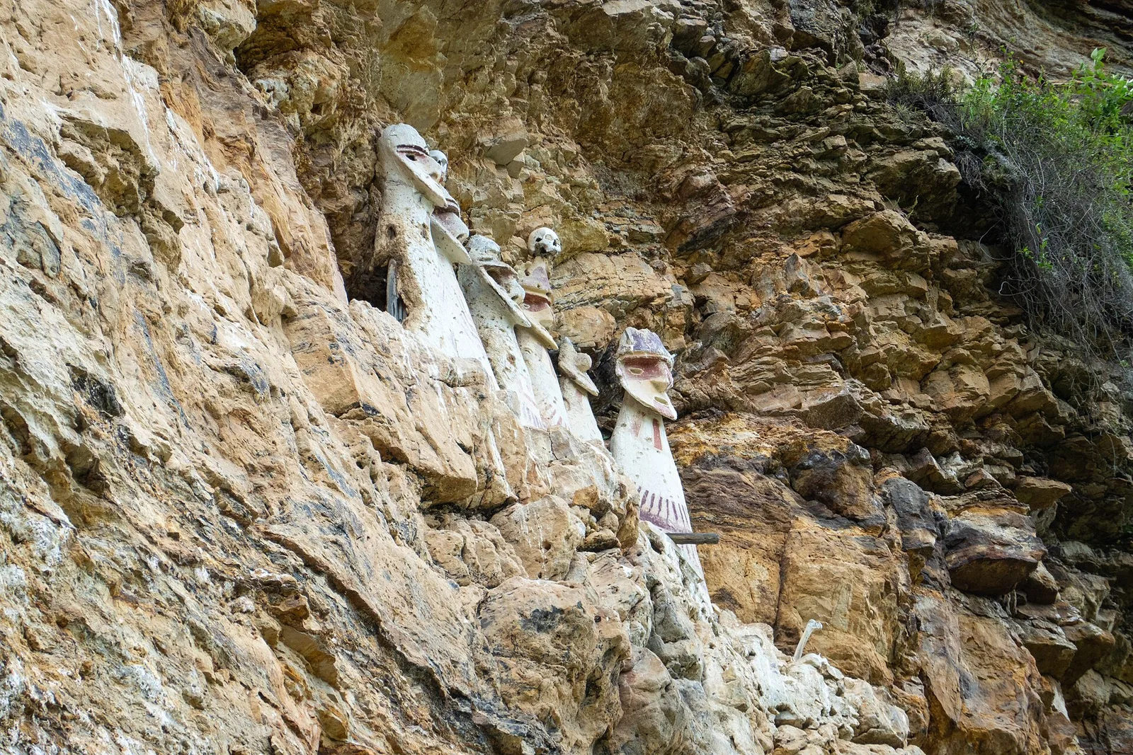 Sarcophagi of Carajía
